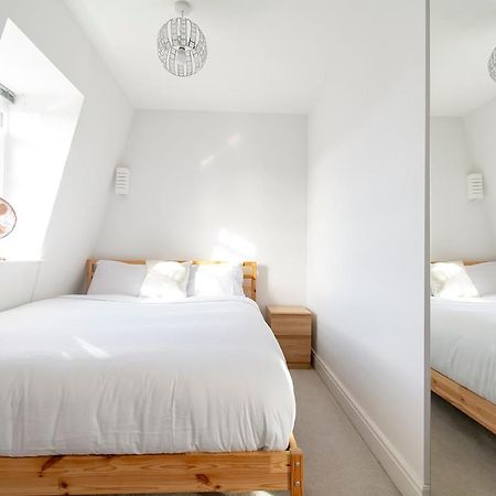 Appartement Modern 1 Bed Flat 2 Mins Walk From Restaurants Bars Clubs & Beach! Wow! à Bornemouth Extérieur photo