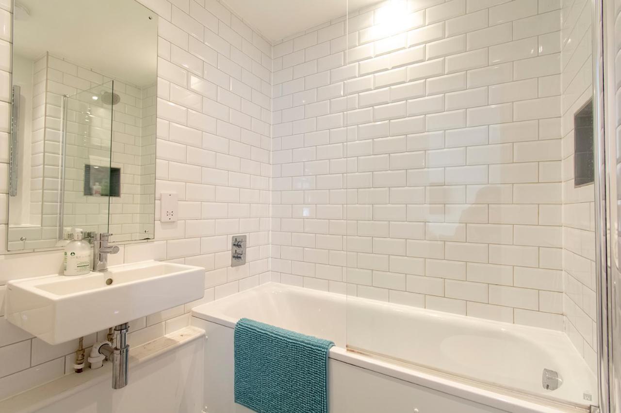 Appartement Modern 1 Bed Flat 2 Mins Walk From Restaurants Bars Clubs & Beach! Wow! à Bornemouth Extérieur photo