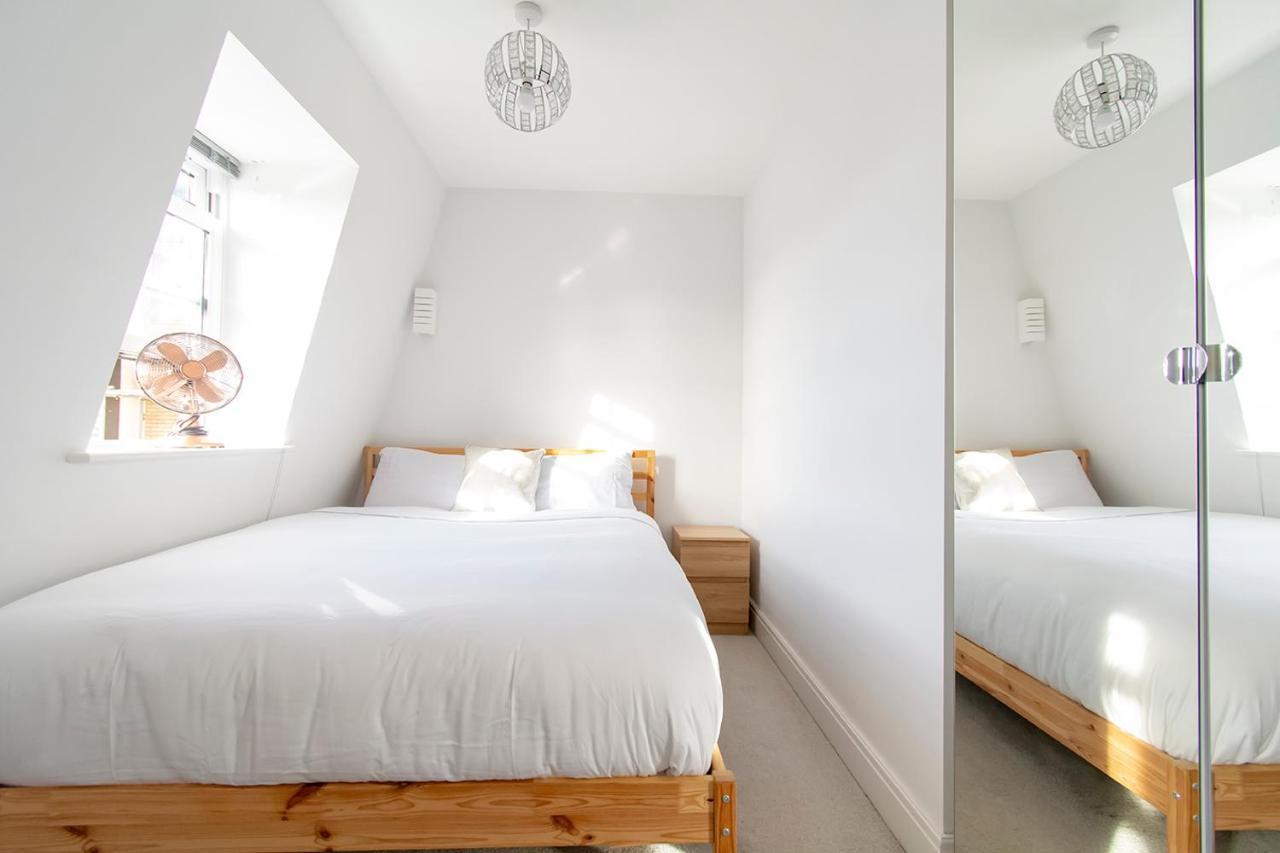 Appartement Modern 1 Bed Flat 2 Mins Walk From Restaurants Bars Clubs & Beach! Wow! à Bornemouth Extérieur photo
